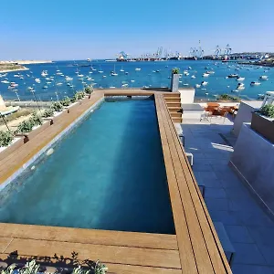 South32 Hotel Birżebbuġa