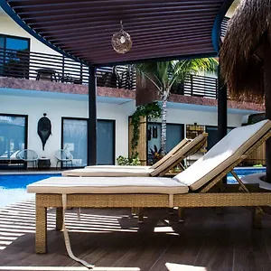 casa-yaab.quintano-roohotels.com/
